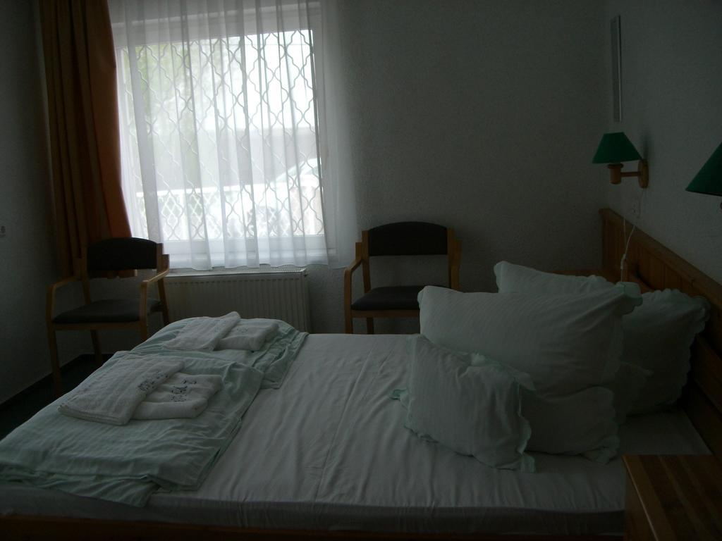 Napfuerdo Vendeghaz Hotel Mezőkövesd Buitenkant foto